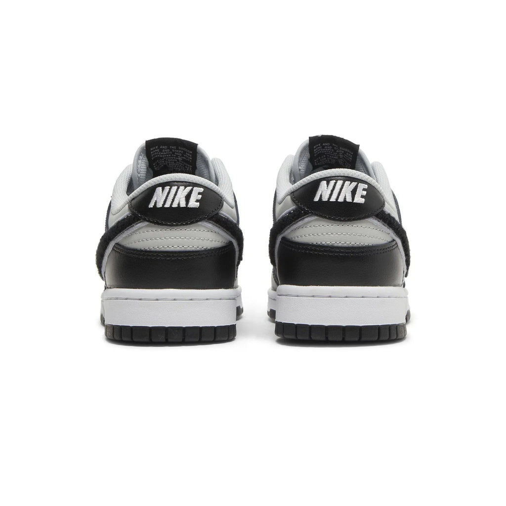 Nike Dunk Low 'Chenille Swoosh Black Grey' (2022)