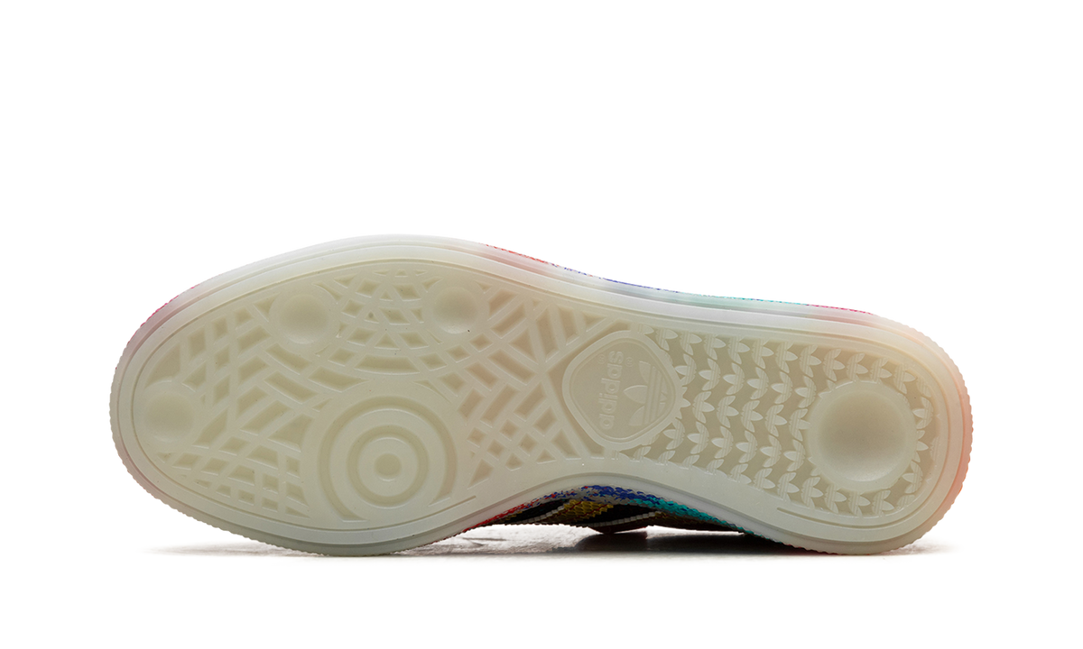 Handball Spezial "S.E.E.D. - Scarlet Gold Paint Splatter" ID8617